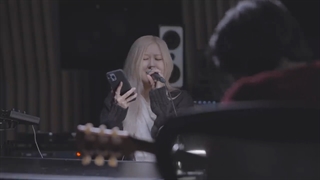 آپدیت چنل یوتیوب رزی با کاورش از آهنگ Vivia La Vida