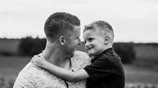 ژست عکاسی با پدر