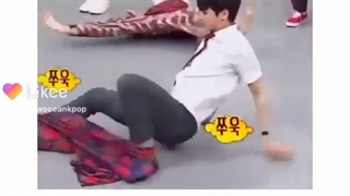 وقتی اون وو در تلاش بود بدون دست شلوار بپوشه