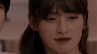 مومنت کیپاپ(استری کیدز)