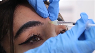 انواع خدمات زیبایی در کلینیک پرنیان نو