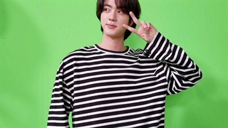 عکس های منتشر شده از صفحه شخصی اینستاگرام Kim Seokjin