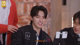 برنامه Going Seventeen 2022 قسمت سی و هفتم 37 ( How to Eat Rice the Perfect Way #2 ) + زیرنویس فارسی