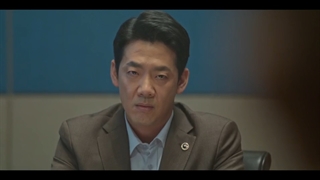 فصل 2 قسمت 4 سریال ردیاب + زیرنویس فارسی Tracer با بازی ایم شی وان