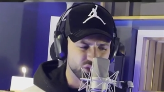 دانلود آهنگ جدید میلاد بیلی به نام به ساعتت نگاه کن