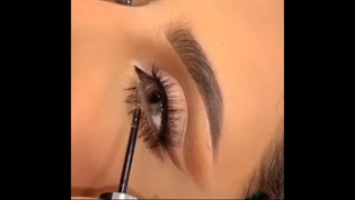 میکاپ چشم و ابرو لاکچری