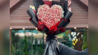 ارسال گل تولد شیک و لاکچری