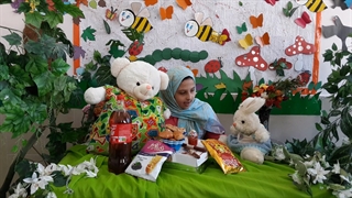 نمایش عروسکی در مورد تغذیه ی سالم * نویسنده ، تهیه کننده و کارگردان :کوثر قسمتی *