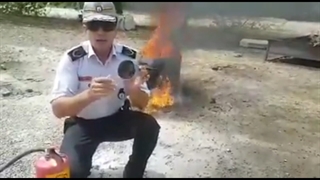 خاموش کردن کپسول گاز آتش گرفته بدون هیچ خطری