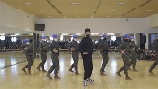 کات اجرای killer تیم لامان و بلک دراگون(اجرای موزیکال ارتش کره)