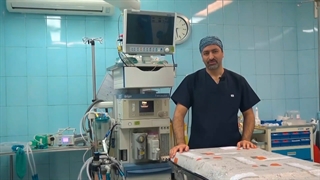 ویدئو اتاق عمل تانسیلکتومی (برداشتن لوزه) | دکتر غلامرضا بیاضیان جراحی فک