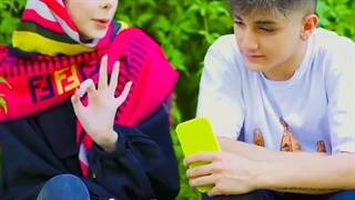 در‌مورد‌مادر‌و‌خنده‌دار