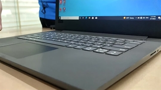 آشنائی بیشتر با لپ تاپ Lenovo V130