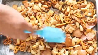 طرز تهیه چیک میکس ترد و خوشمزه