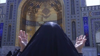 زنی زائر شد