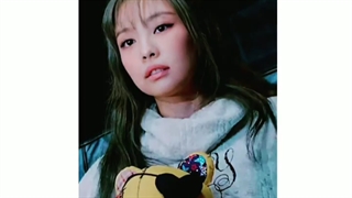 دقت کردین بعضی ام وی ها تیکه ای شبیه به درامای غمگین دارن......