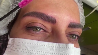 پاک کردن تاتو ابرو به صورت تضمینی با بهترین مواد