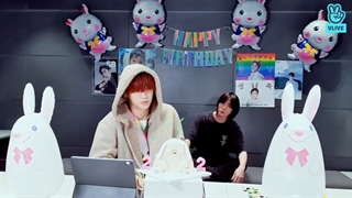 لایو My Birthday  تولد سوبین عضو Txt با زیرنویس فارسی آنلاین