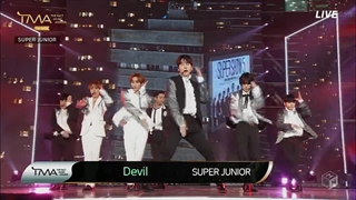 اجرای Devil از گروه سوپرجونیور در the Fact Music Awards 2021