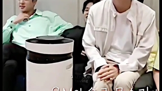 معرفی میکنم صندلی جونگکوک:تهیونگ صندلی تهیونگ: جونگکوک