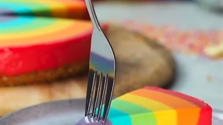 طرز تهیه 9 مدل کیک رنگارنگ