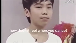 یه_میکس_دیگه_از_راکی_جذابمون_)...اولش_ازش_میپرسن_وقتی_میرقصی_چه_حسی_داره_و_حال میده 