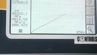 مقاومت فشاری بتن