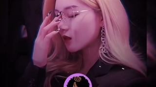 دختر خود ساخته  برای استوری