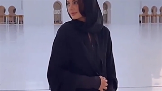 مه لقا در مسجد شیخ ابوظبی