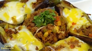 مواد اولیه برای بادمجان شکم پر