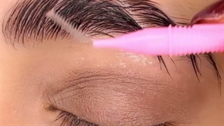 لیفت ابرو هالیوودی در تخصصی ترین مرکز لیفت ابرو تهران