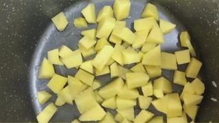 how to cook tahchin spinach