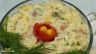 مواد اولیه سالاد سیب زمینی و ژامبون