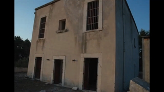 قبل و بعد بازسازی نما ویلا کوچک