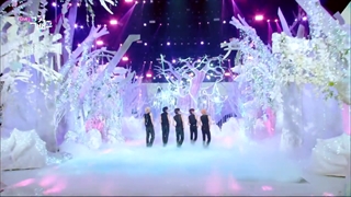 اجرای sugar rush ride از TXT