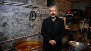 اطعام نیازمندان در شب میلاد امام جواد (ع)