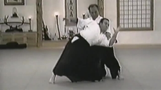 [Aikido] دستورالعمل فنون آیکیدو توسط استاد کازوئو چیبا - قسمت چهارم